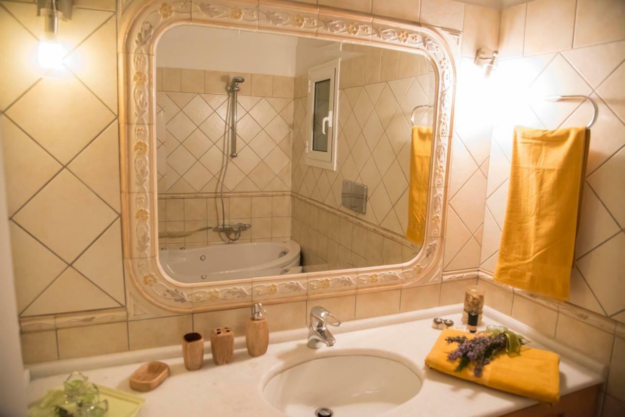 Paris Seaside Villa Pandokrátor Kültér fotó